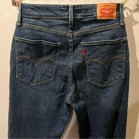 Levis Strauss 721 Jeans Womens Size 29 High Rise Skinny Denim Dark Blue - Picture 8 of 10